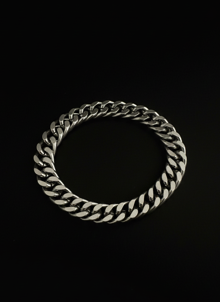 IRON CURB BRACELET