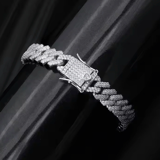 GLACIER LINK BRACELET