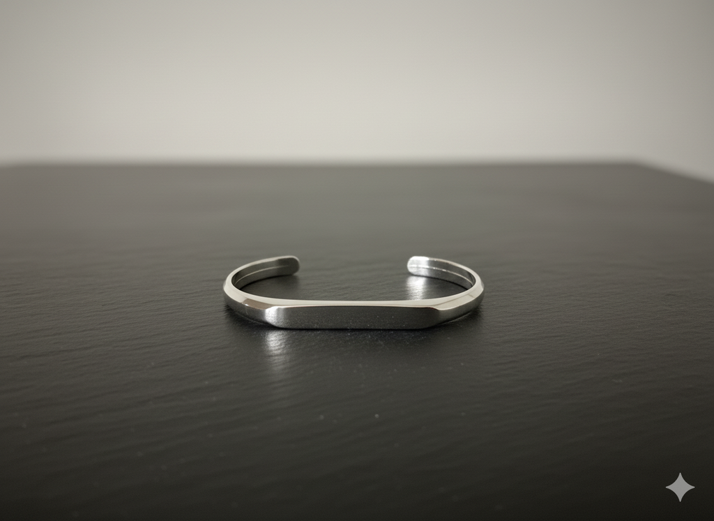 SILVER CUFF BRACELET